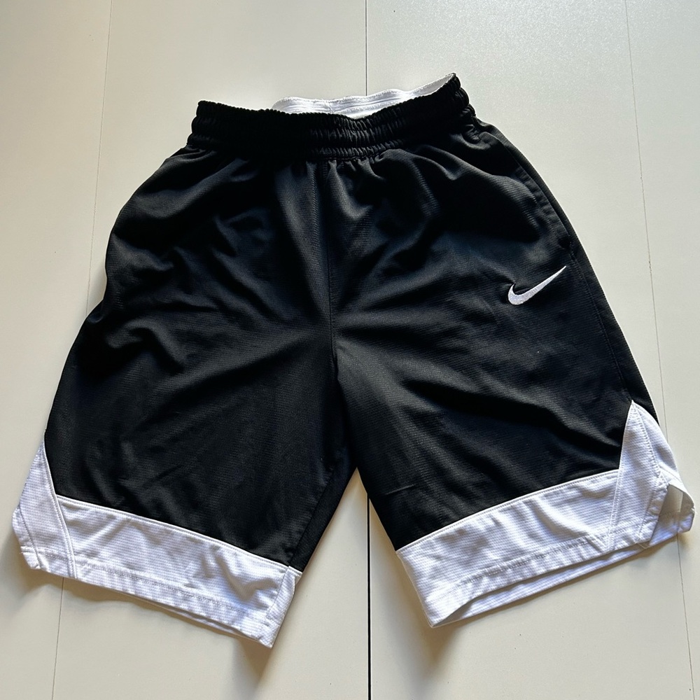 Nike Men's Athletic Shorts in Black and White
